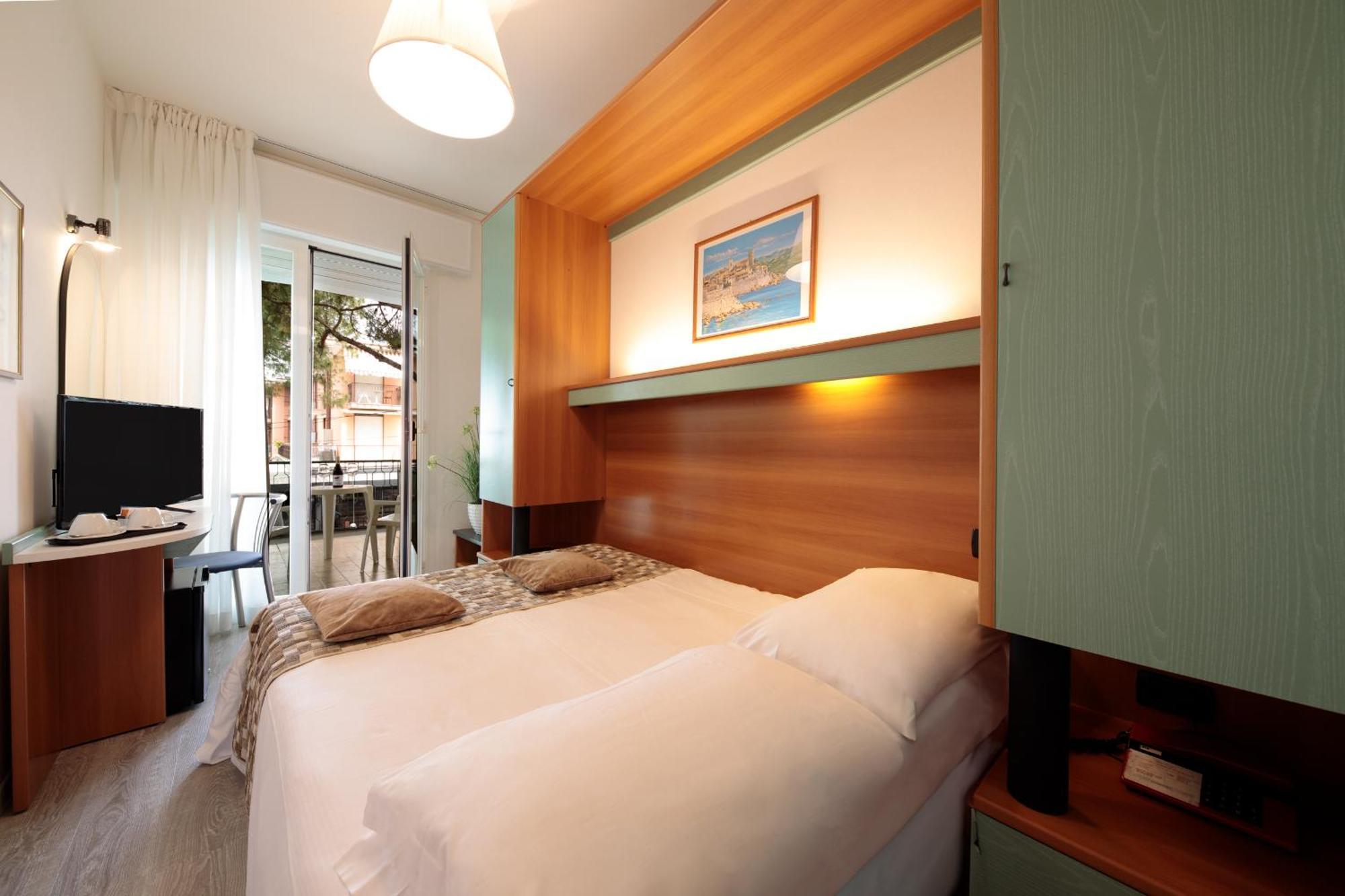 Economy Small Room